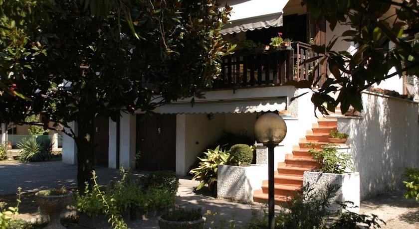 Casa Irene Panzió Torri di Quartesolo Kültér fotó